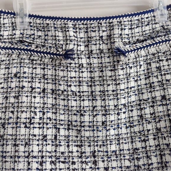 🌿H&M TWEED SKIRT🌿 - Picture 3 of 10